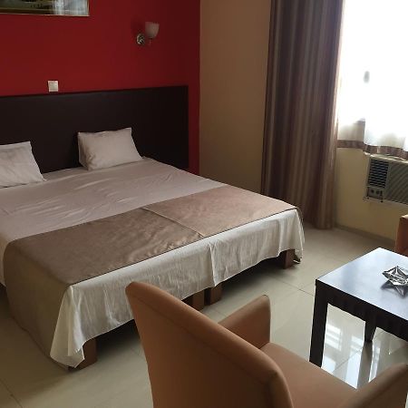 White Palace Hotel Antananarivo Eksteriør bilde