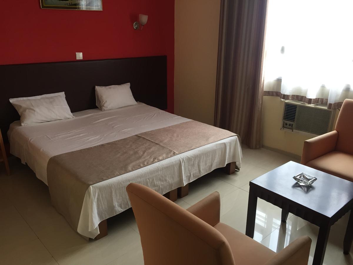 White Palace Hotel Antananarivo Eksteriør bilde